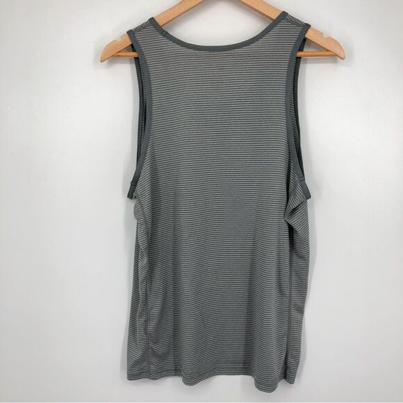 Nike Striped Tank Top Womens Medium Gray Scoop Neck - Picture 5 of 7